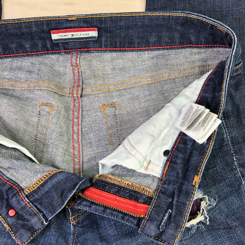 Tommy Hilfiger Distressed Boyfriend Denim Jeans - Picture 7 of 8